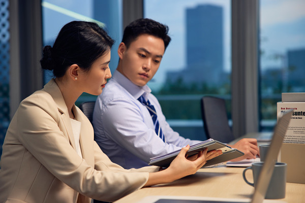 以客戶為中心的績效管理：關(guān)注客戶需求，提升滿意度