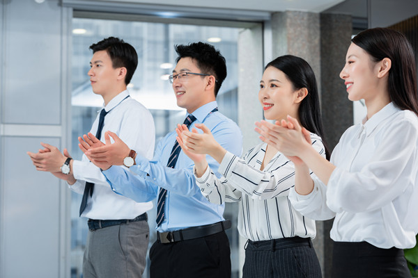 目標(biāo)設(shè)定與追蹤：明確目標(biāo)，確?？冃н_(dá)成