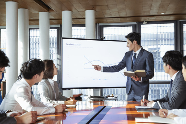 數(shù)據(jù)驅(qū)動的績效管理：用數(shù)據(jù)說話，科學決策