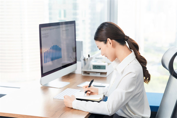 薪酬與員工發(fā)展：促進員工成長，提高工作動力