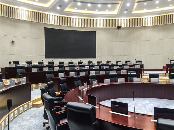 集團(tuán)管控的創(chuàng)新之路：打破傳統(tǒng)，引領(lǐng)企業(yè)變革