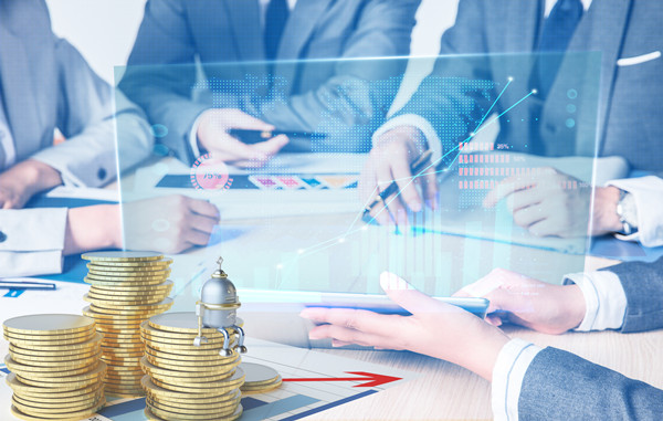年度計劃中，如何量化評估風險與應(yīng)對策略？