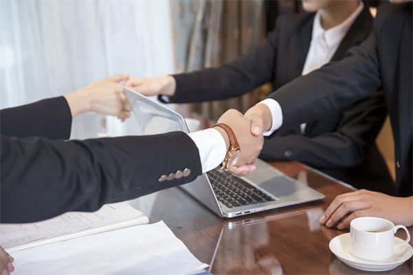 如何通過績(jī)效咨詢提升企業(yè)的整體運(yùn)營(yíng)效率？
