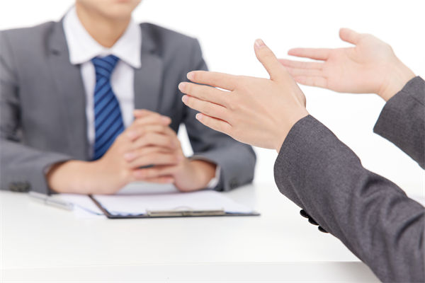 揭秘！看看企業(yè)高級HR是如何玩轉(zhuǎn)人才爭奪大戰(zhàn)的？