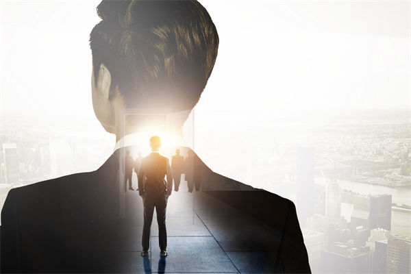 如何制定符合企業(yè)長(zhǎng)期戰(zhàn)略目標(biāo)的組織規(guī)劃方案？