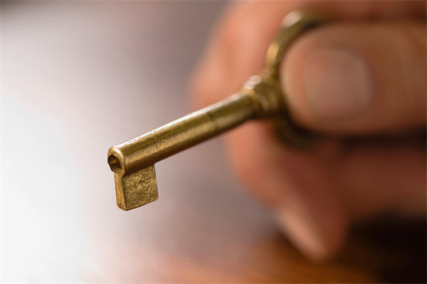 企業(yè)績(jī)效持續(xù)低迷，績(jī)效咨詢?nèi)绾沃?shí)現(xiàn)觸底反彈？