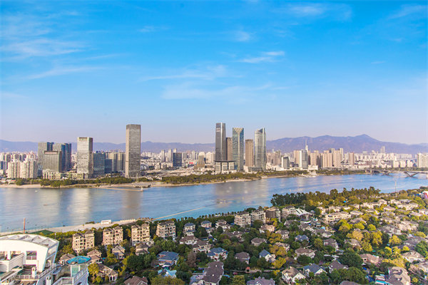 企業(yè)如何借助福州咨詢公司提升品牌知名度和市場(chǎng)份額？