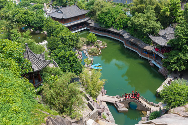 溫州戰(zhàn)略咨詢公司可以提供哪些有效的商業(yè)模式創(chuàng)新方案？