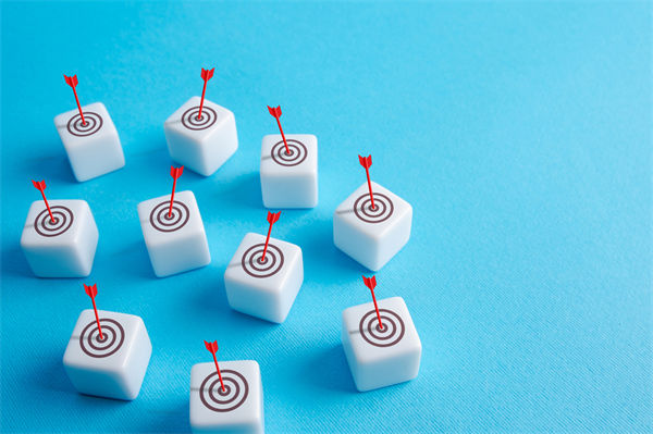 白酒遇冷，集體“降度”，關(guān)聯(lián)企業(yè)有何營銷啟示？