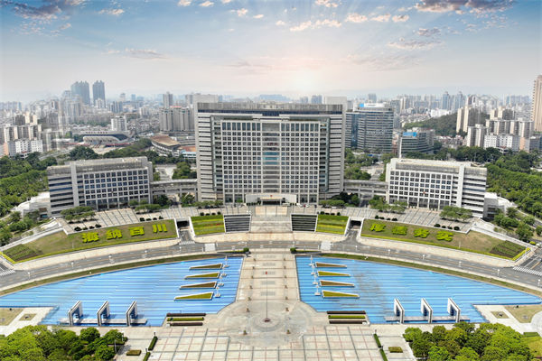 年度計劃寫得漂亮卻落不了地，東莞年度經(jīng)營計劃咨詢公司能抓實嗎？
